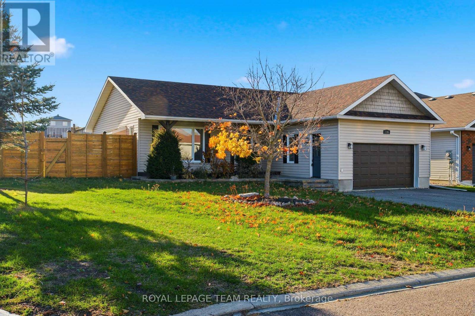 Arnprior, ON K7S3Y5,116 MCLACHLIN STREET S