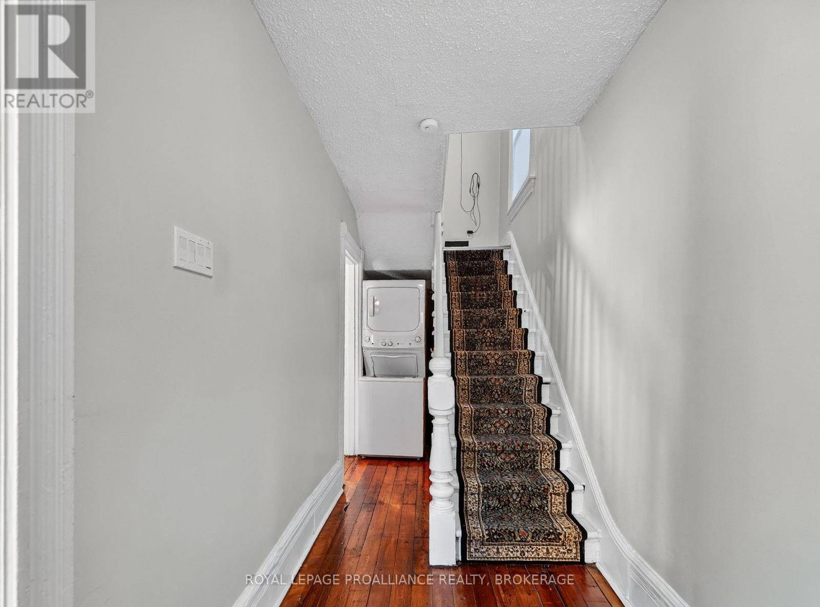 Kingston (east Of Sir John A. Blvd), ON K7K3C1,407 BAGOT STREET