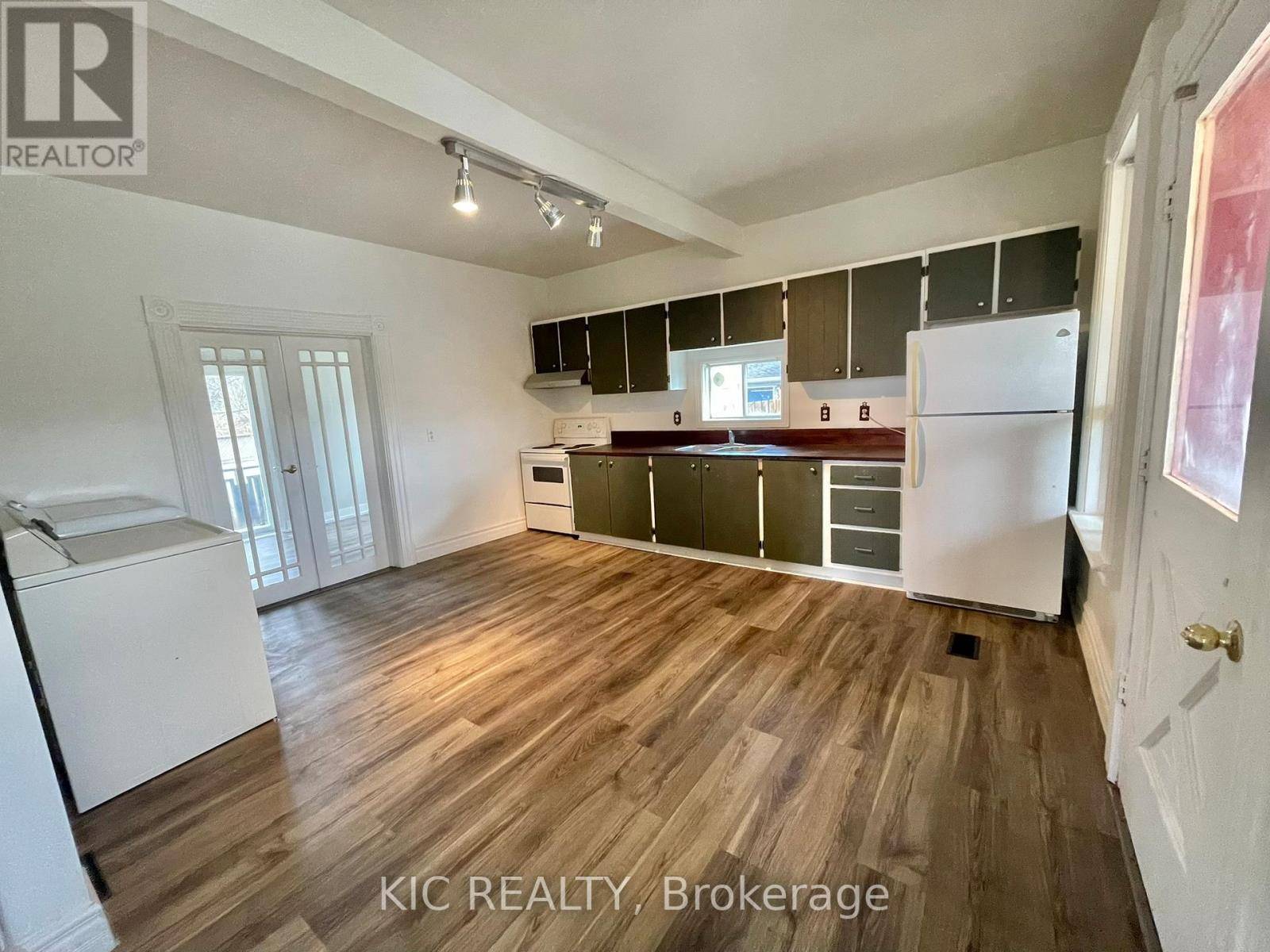 Havelock-belmont-methuen (havelock), ON K0L1Z0,35 OTTAWA STREET E