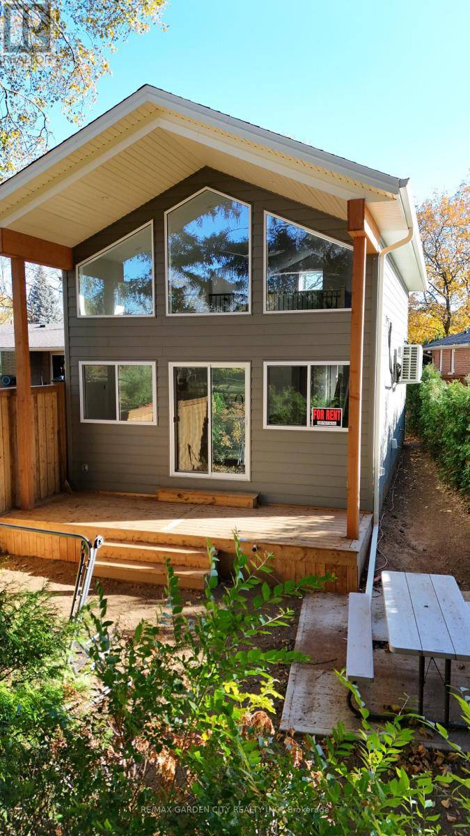 St. Catharines (carlton/bunting), ON L2M4S2,28A KENWORTH DRIVE