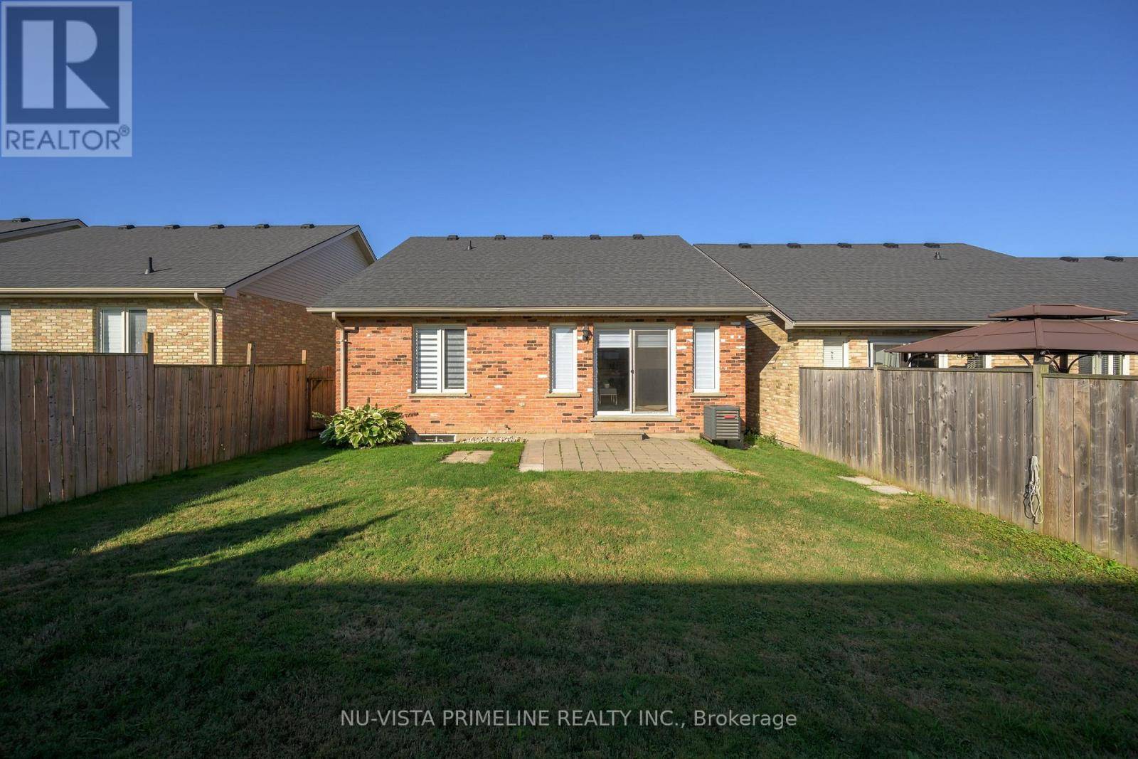 London North (north B), ON N5X4L2,566 BLUEBELL ROAD