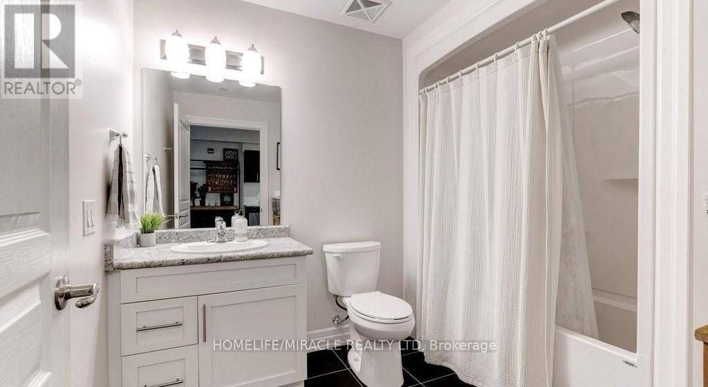 St. Catharines (lakeport), ON L2N0B4,212 Lakeport RD #112