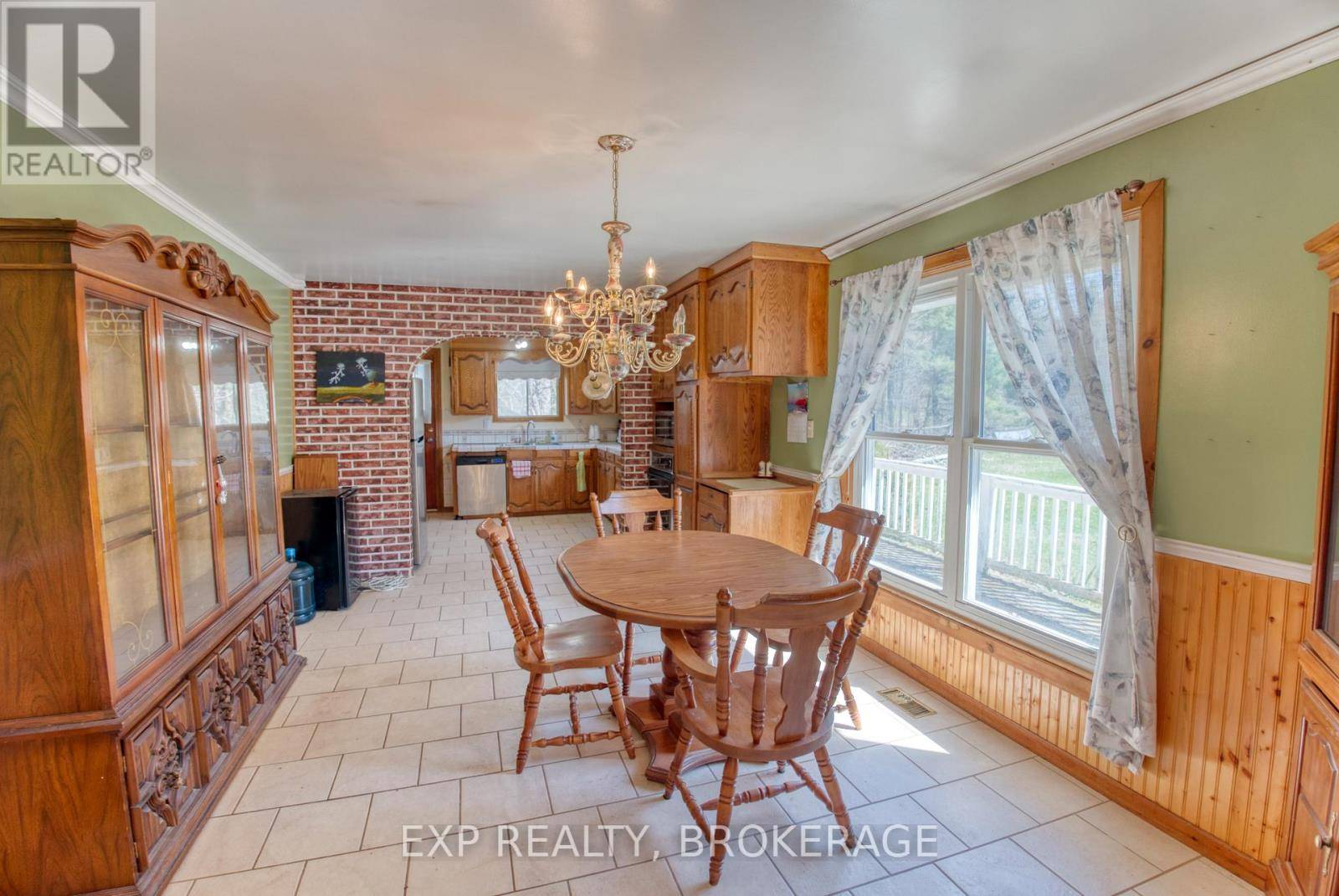 Addington Highlands (addington Highlands), ON K0H1P0,2281 UPPER FLINTON ROAD