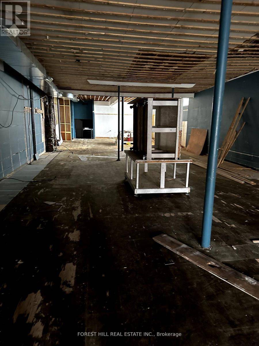 Belleville (belleville Ward), ON K8N2Z6,257 Front ST #2nd Floor