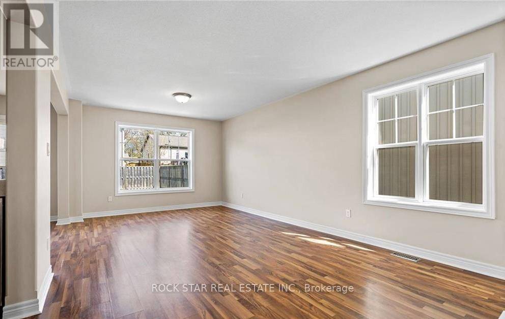 St. Catharines (haig), ON L2R0A5,8 CHICORY CRESCENT