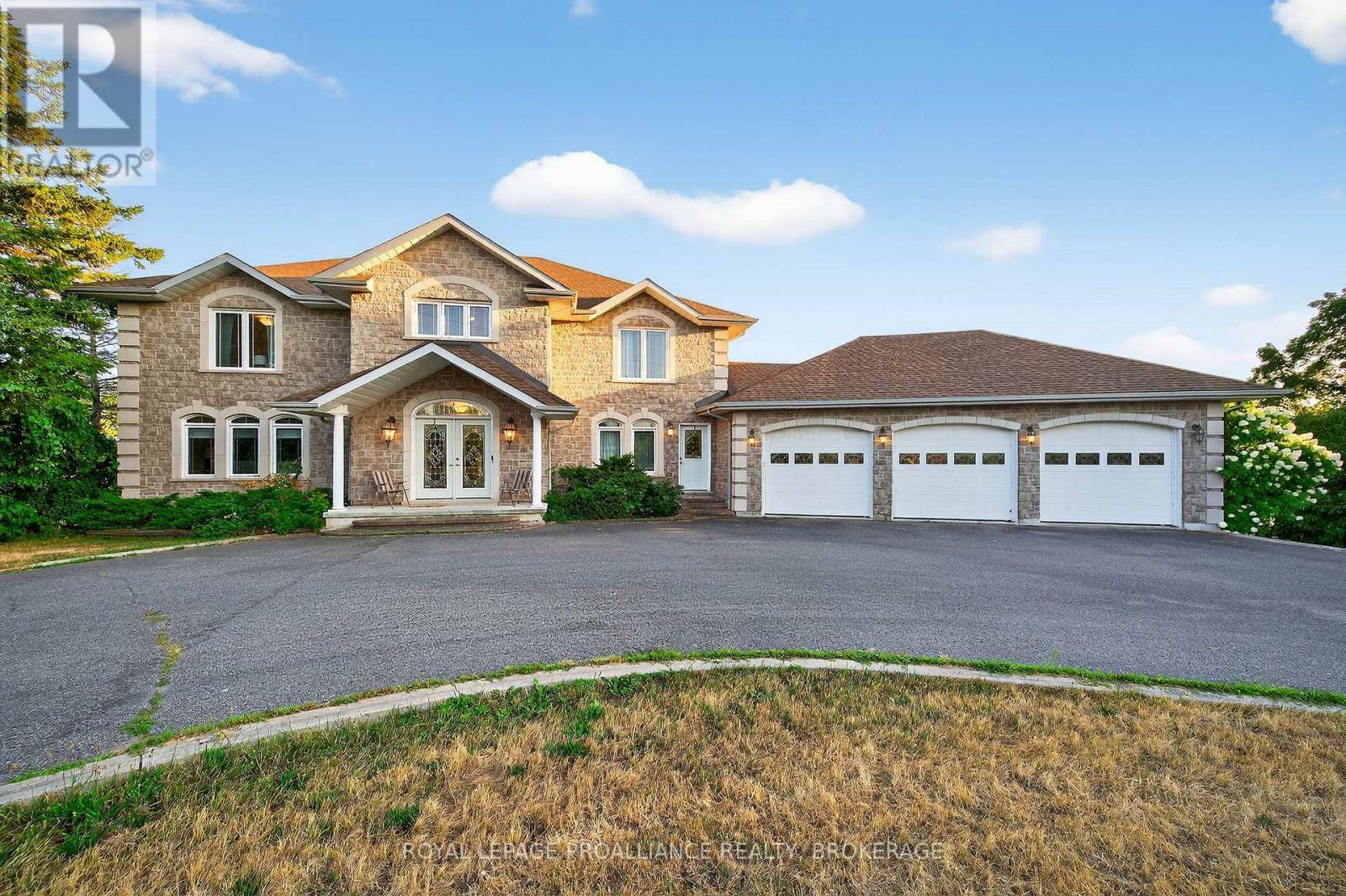 Loyalist (lennox And Addington - South), ON K0H1G0,4734 LAKESIDE LANE