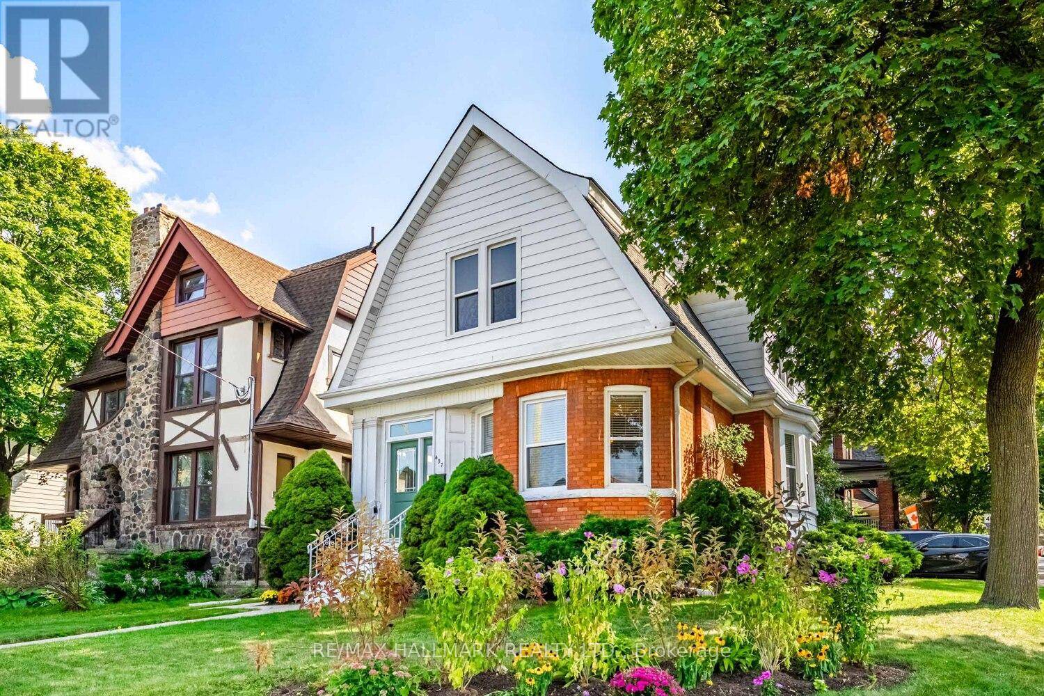 Hamilton (kirkendall), ON L8P2R9,407 ABERDEEN AVENUE