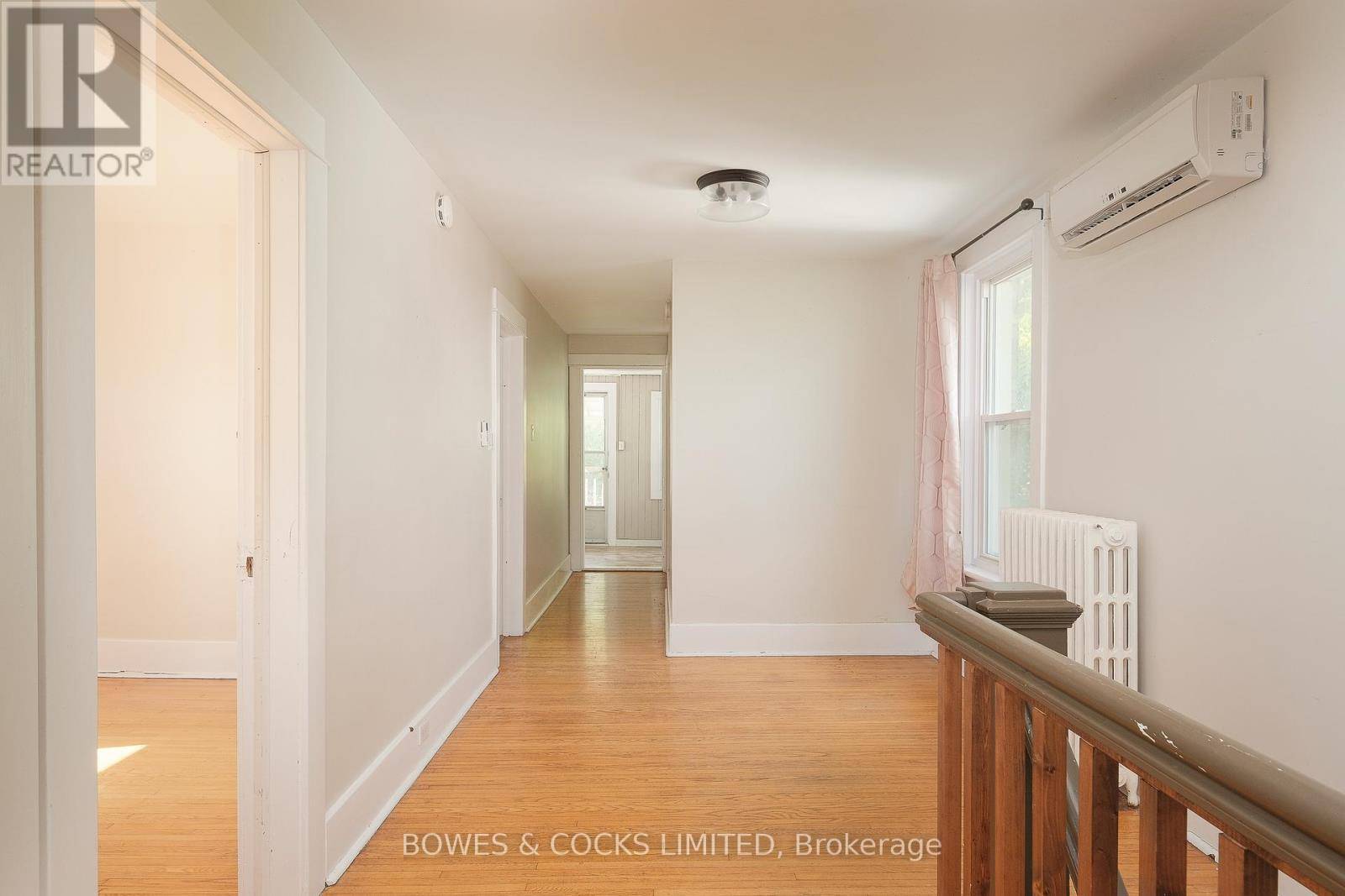 Peterborough (town Ward 3), ON K9J4L5,530 CHAMBERLAIN STREET