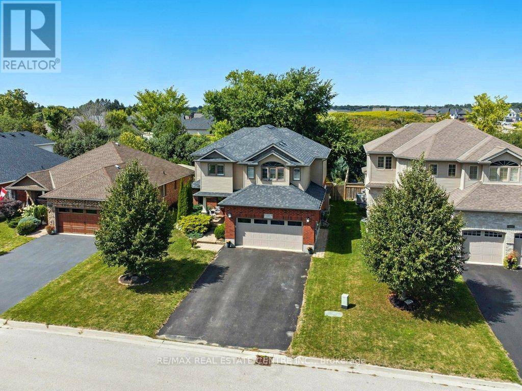 Centre Wellington (elora/salem), ON N0B1S0,120 SPENCER DRIVE