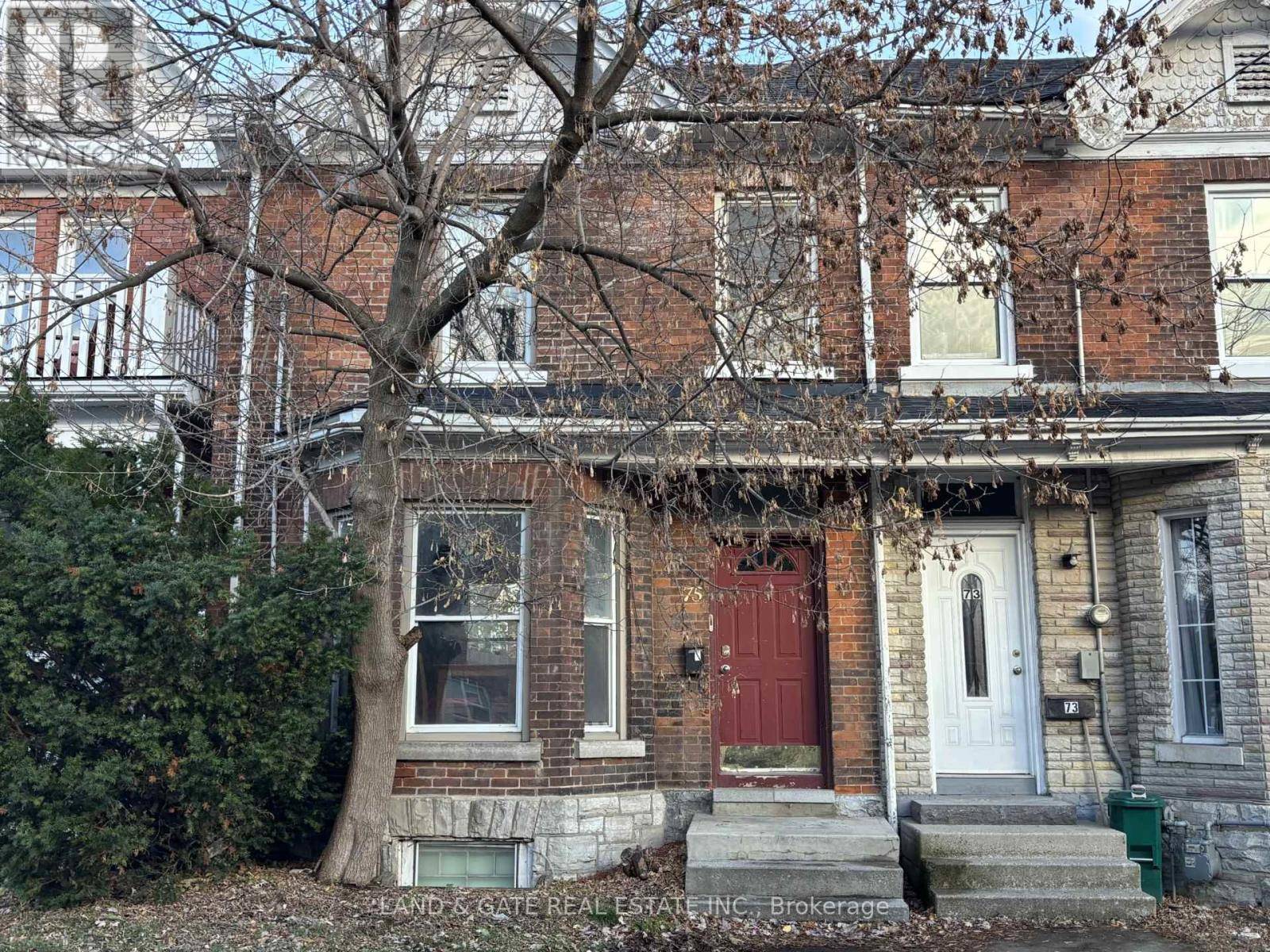 Kingston (central City East), ON K7L3M1,75 DIVISION STREET