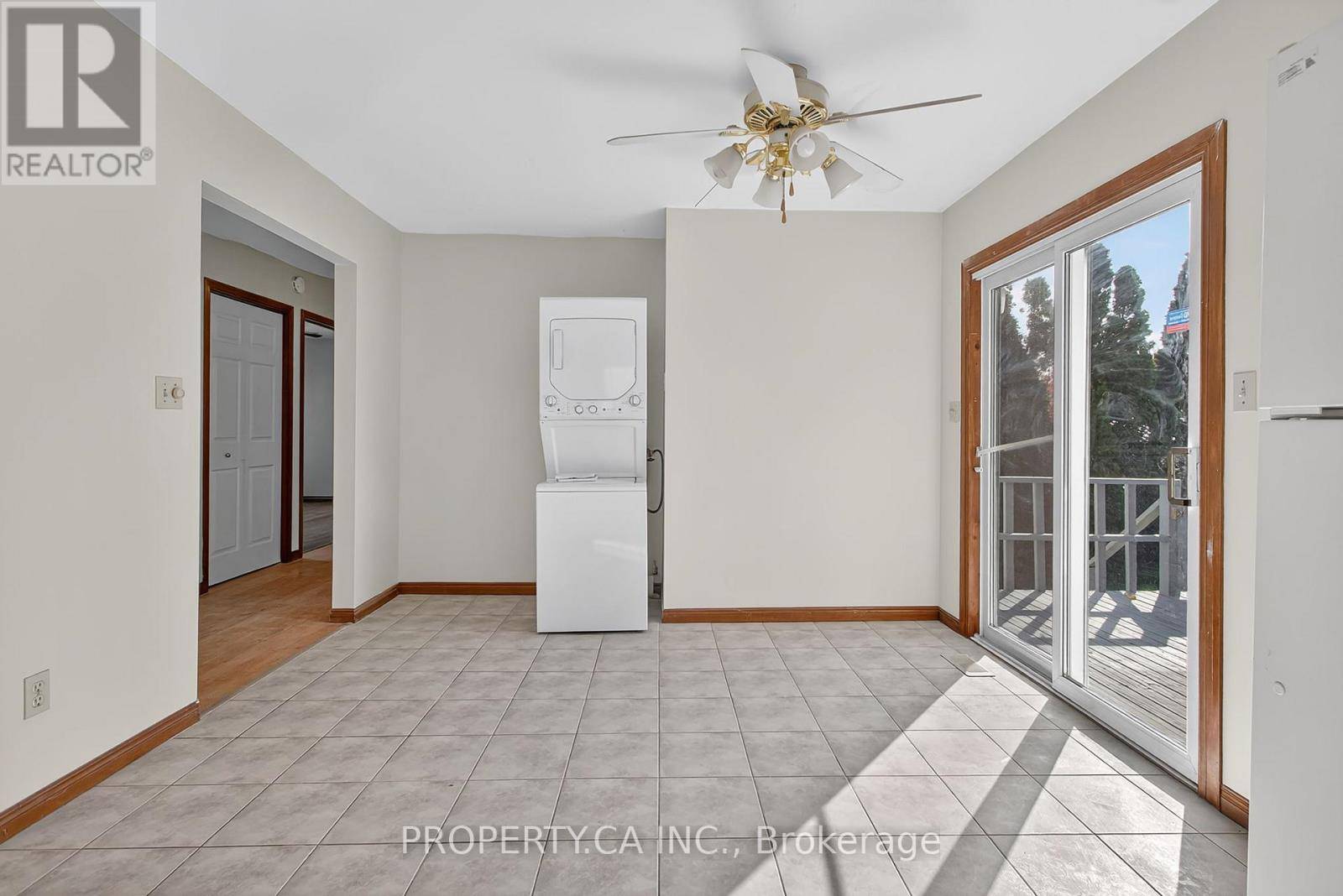 Chatham-kent, ON N7M5Y4,194 MERRITT AVENUE