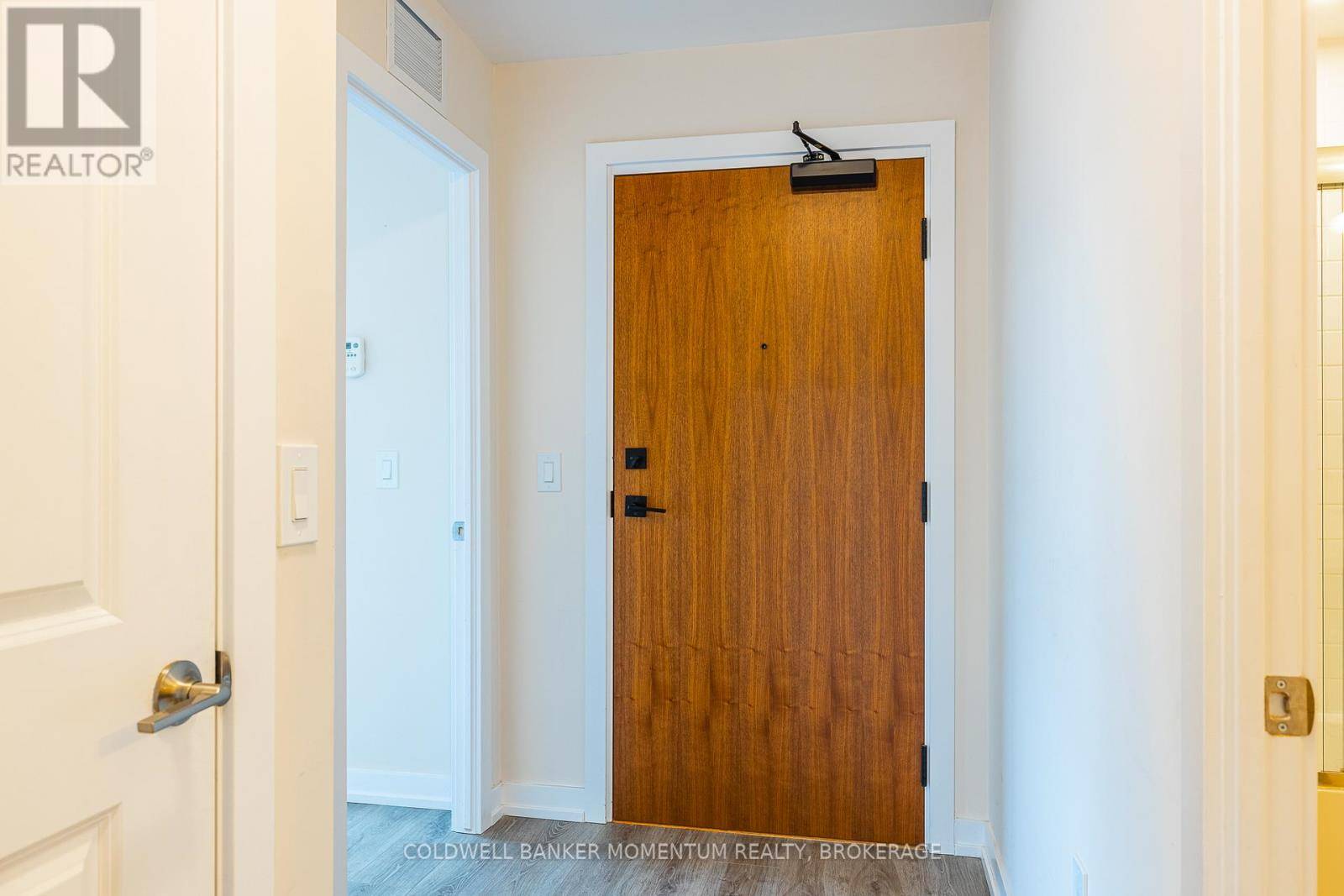 Hamilton (stoney Creek), ON L8G0A3,121 Highway 8 #416