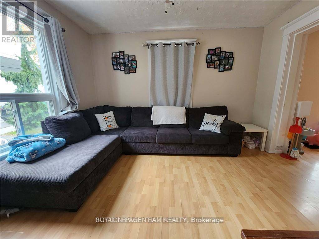 Brockville, ON K6V1L7,219 JAMES STREET E