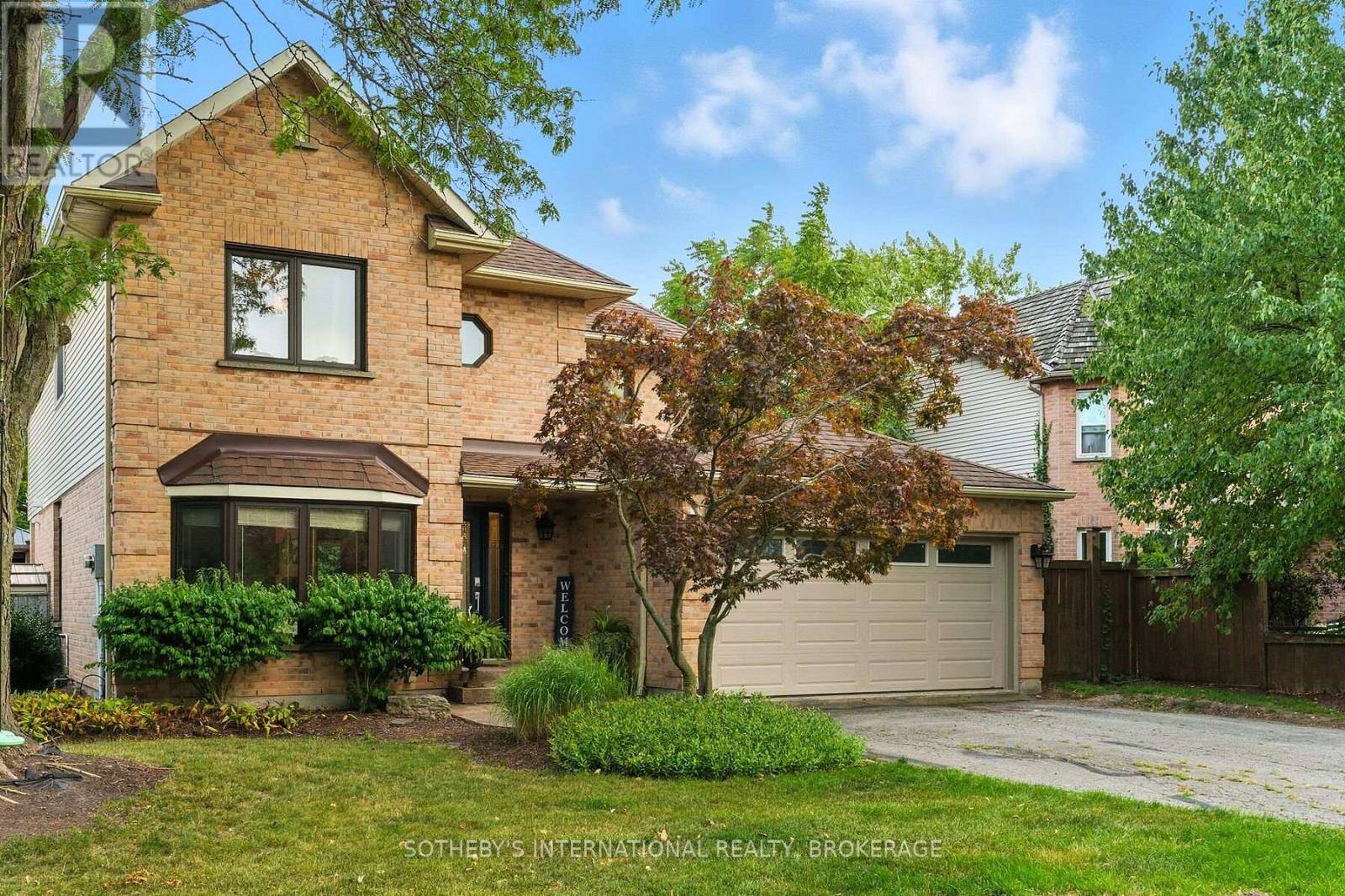 St. Catharines (rykert/vansickle), ON L2S3T2,32 STERLING STREET