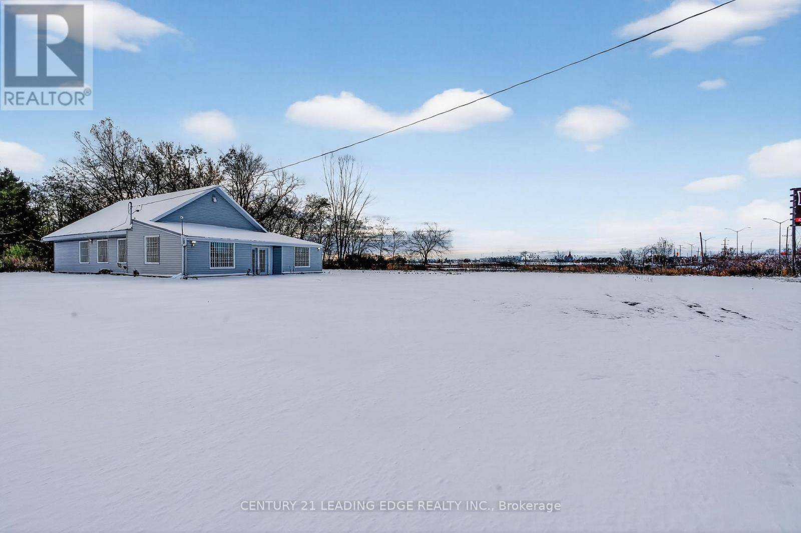 Kingston (central City West), ON K7M2Y3,556 BATH ROAD