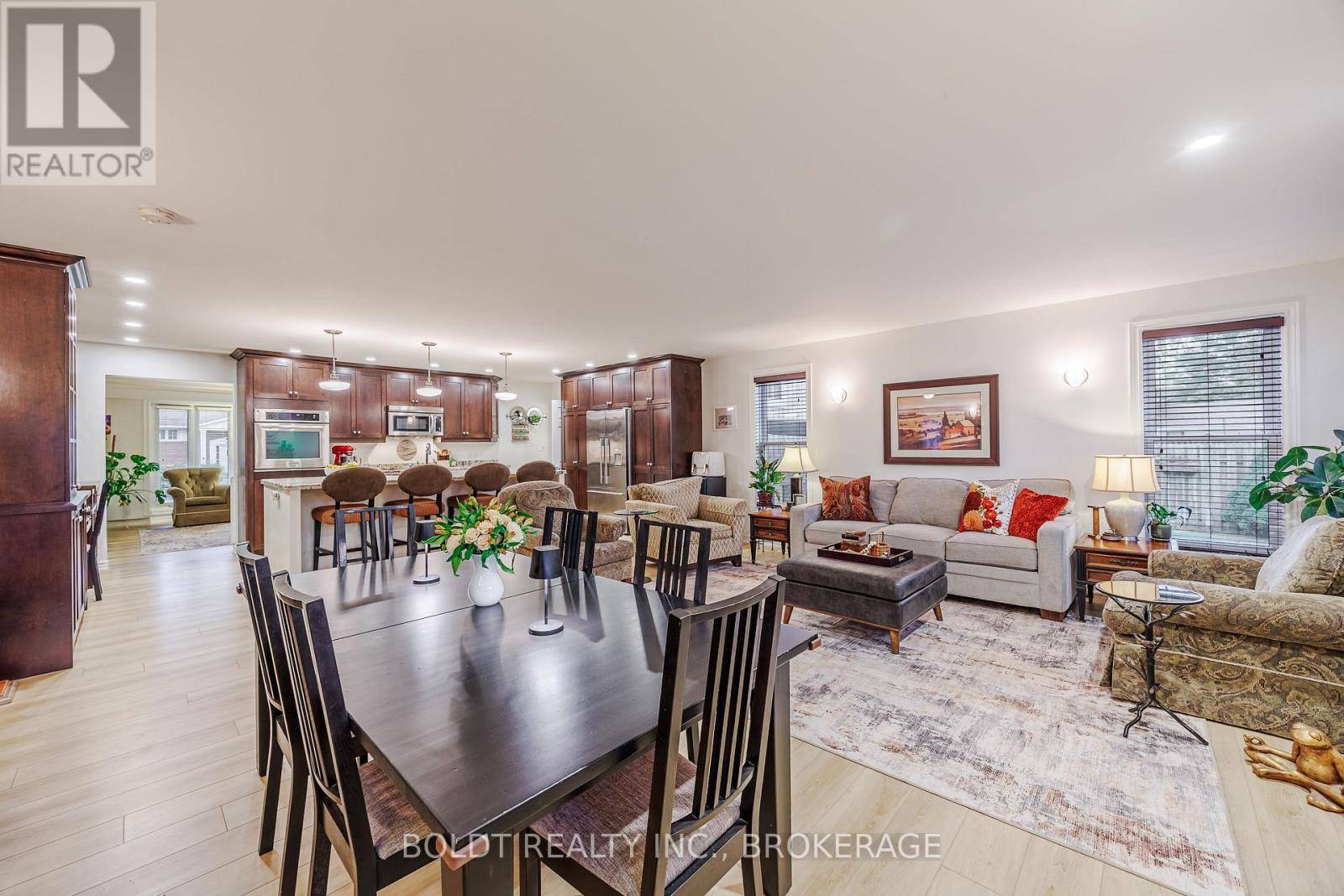 St. Catharines (bunting/linwell), ON L2M2S3,25 NEPTUNE DRIVE