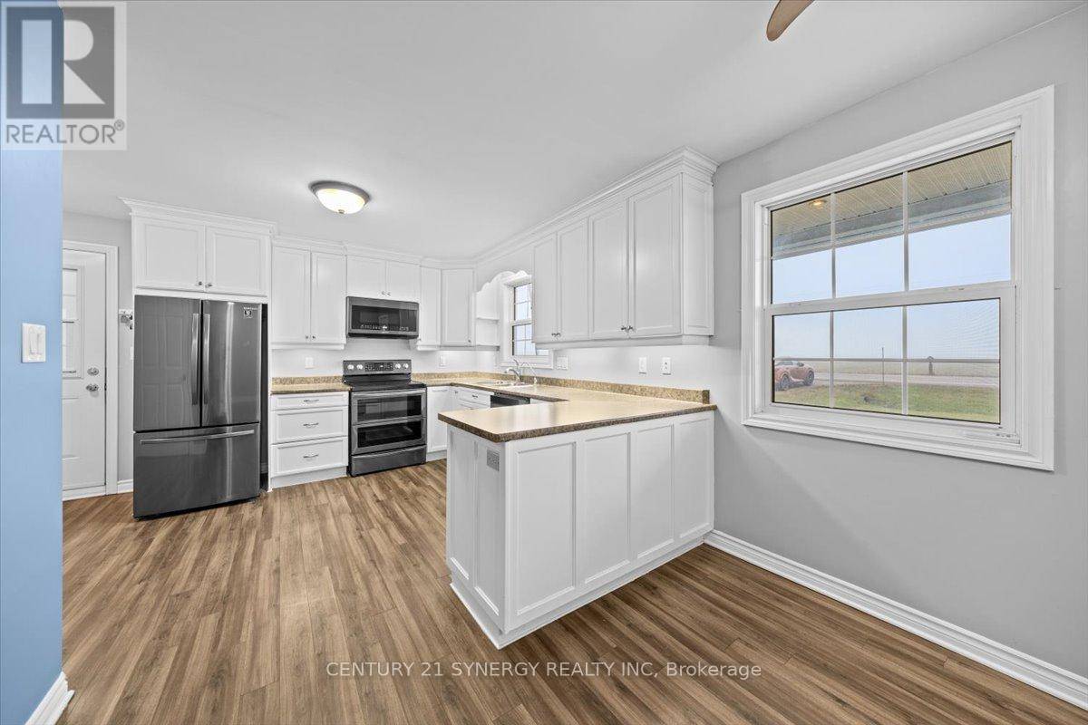 Whitewater Region, ON K0J1V0,3354 QUEENS LINE