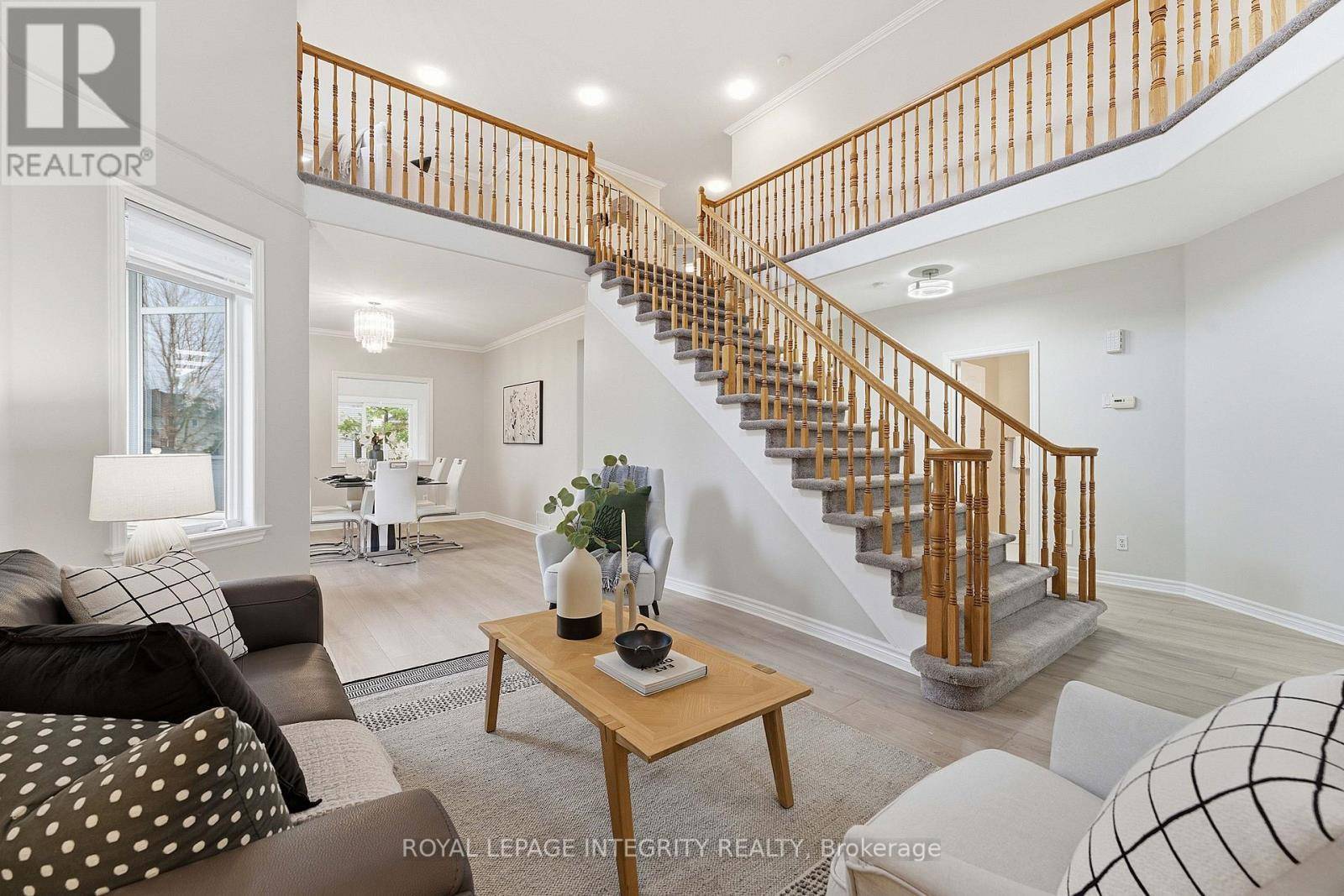 Ottawa, ON K1T4E6,607 DEVONWOOD CIRCLE