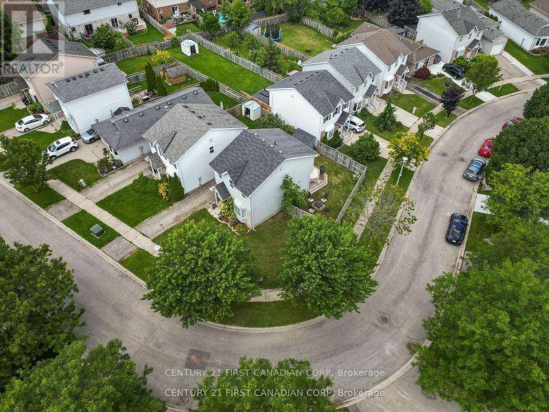 London South (south J), ON N5Z2C7,132 SANDY STREET