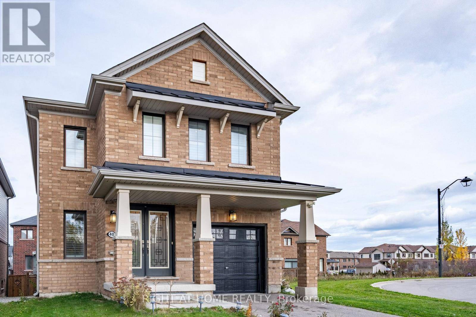 Hamilton (stoney Creek Mountain), ON L8J0K8,40 HEDGES CRESCENT