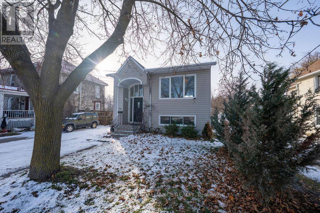 Belleville (belleville Ward), ON K8P2V6,24 ST CHARLES STREET