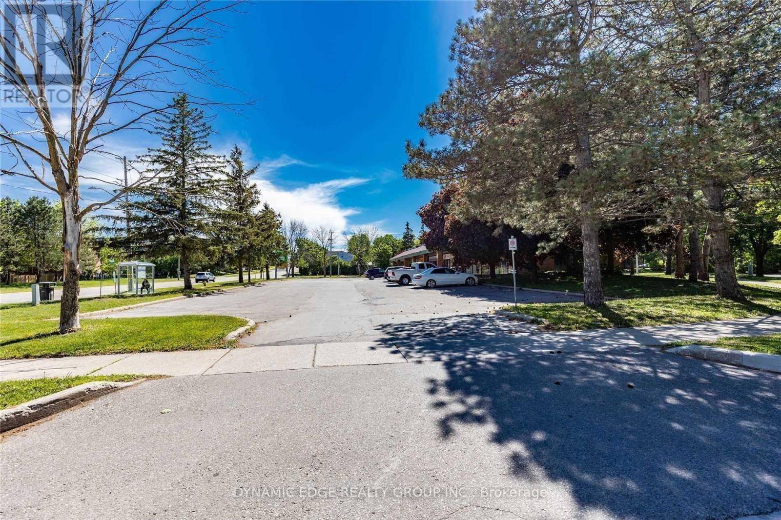 Guelph (parkwood Gardens), ON N1H7N8,159 FIFE ROAD