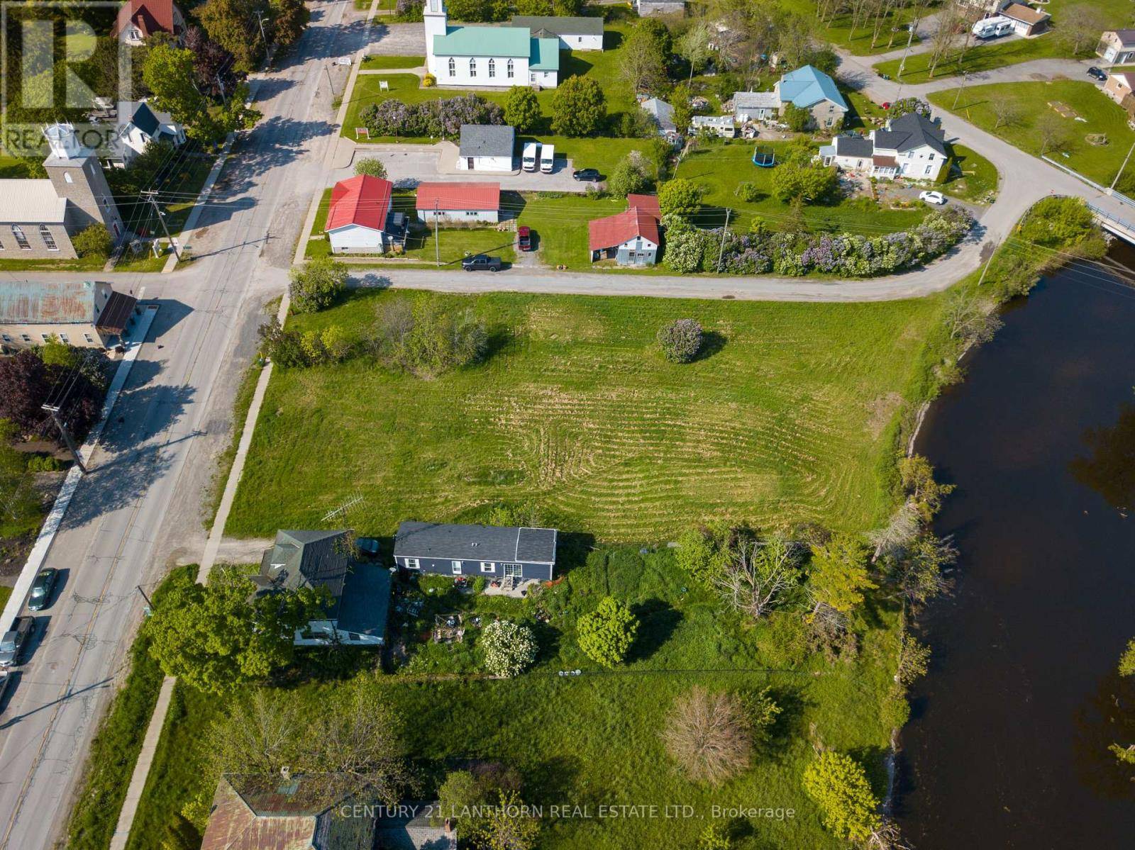 Prince Edward County (hillier), ON K0K1L0,35 MILL STREET