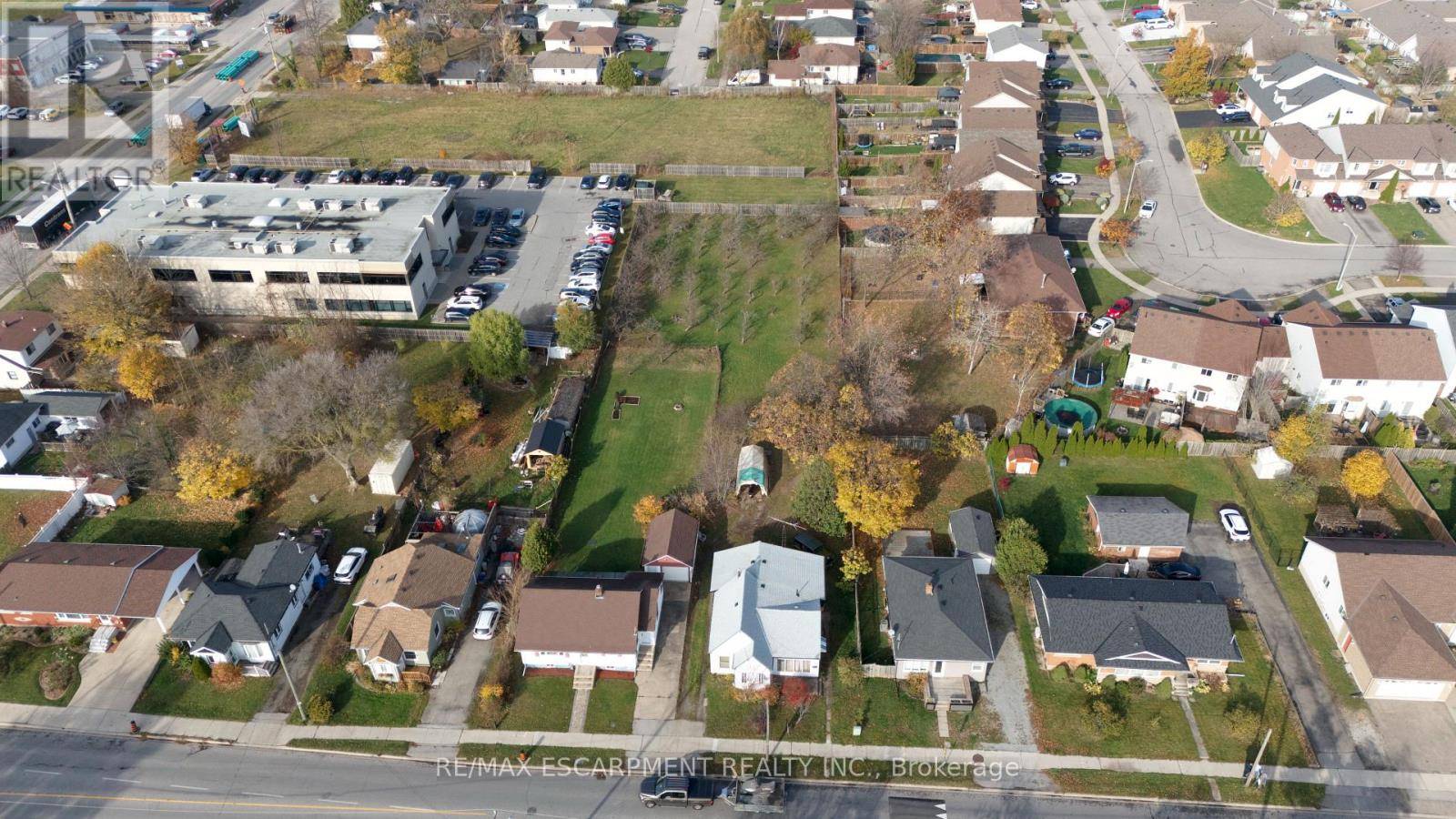 Lincoln (beamsville), ON L0R1B6,4977 JOHN STREET