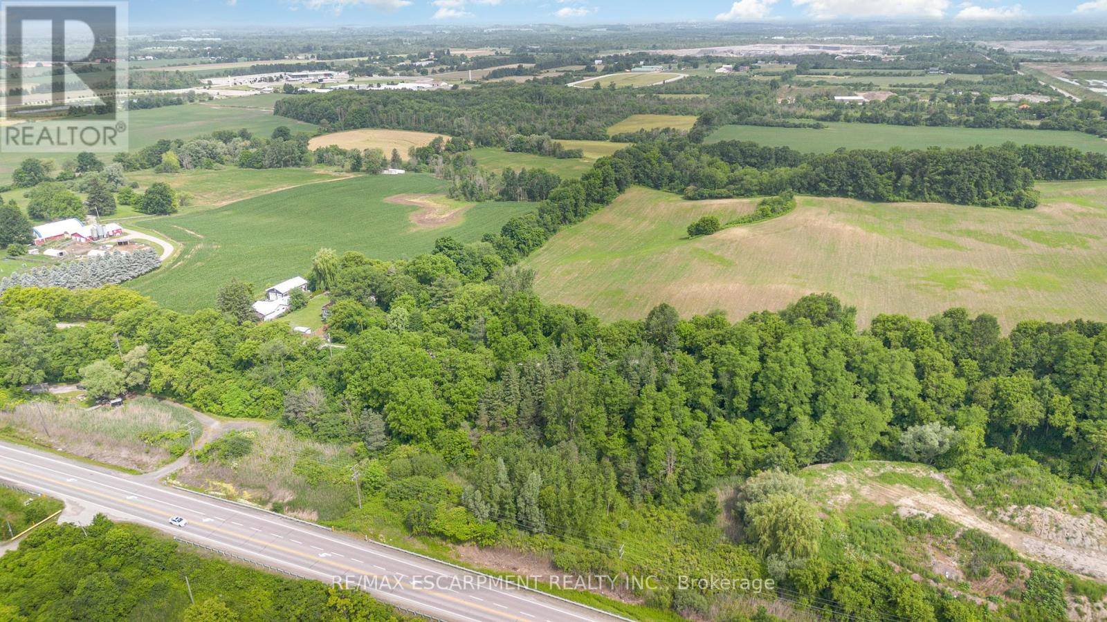Hamilton, ON L9H5E2,845 COLLINSON ROAD