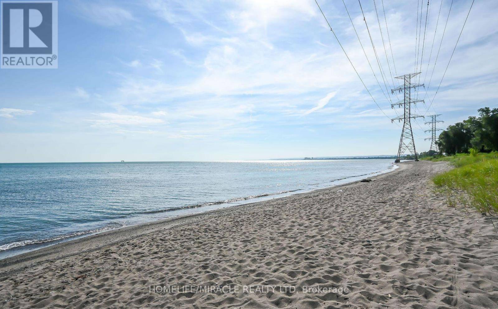 Hamilton (hamilton Beach), ON L8H6V9,198 BEACH BOULEVARD