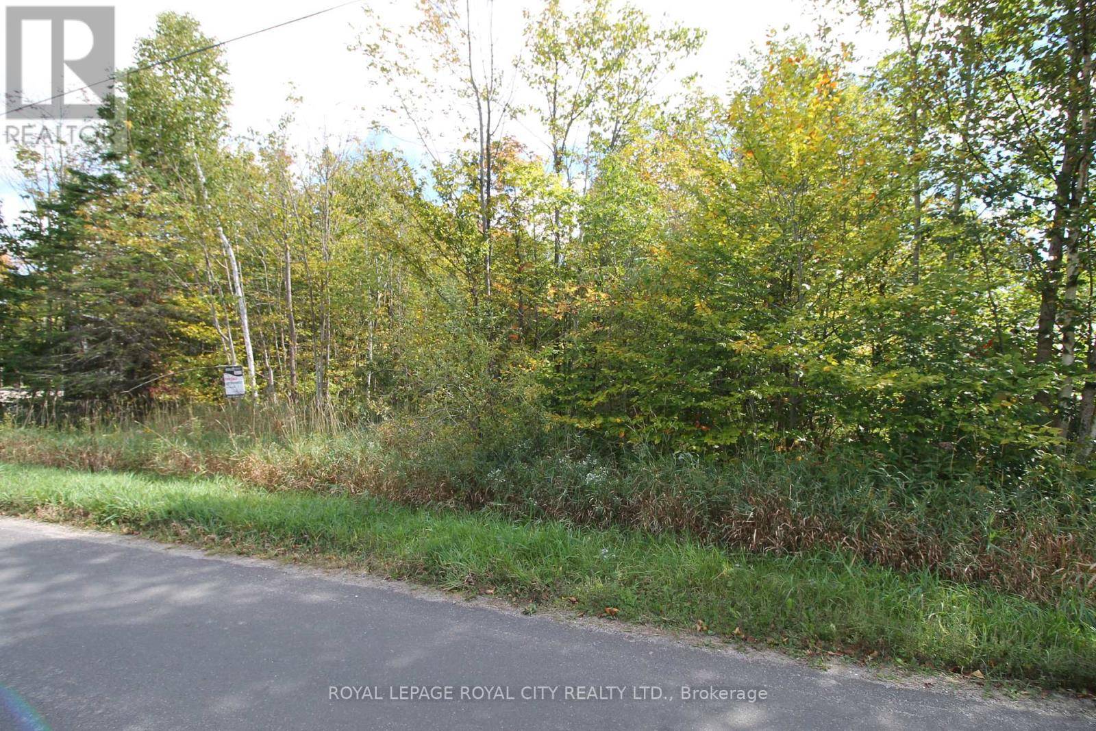 Northern Bruce Peninsula, ON N0H1Z0,76 MAPLE DRIVE