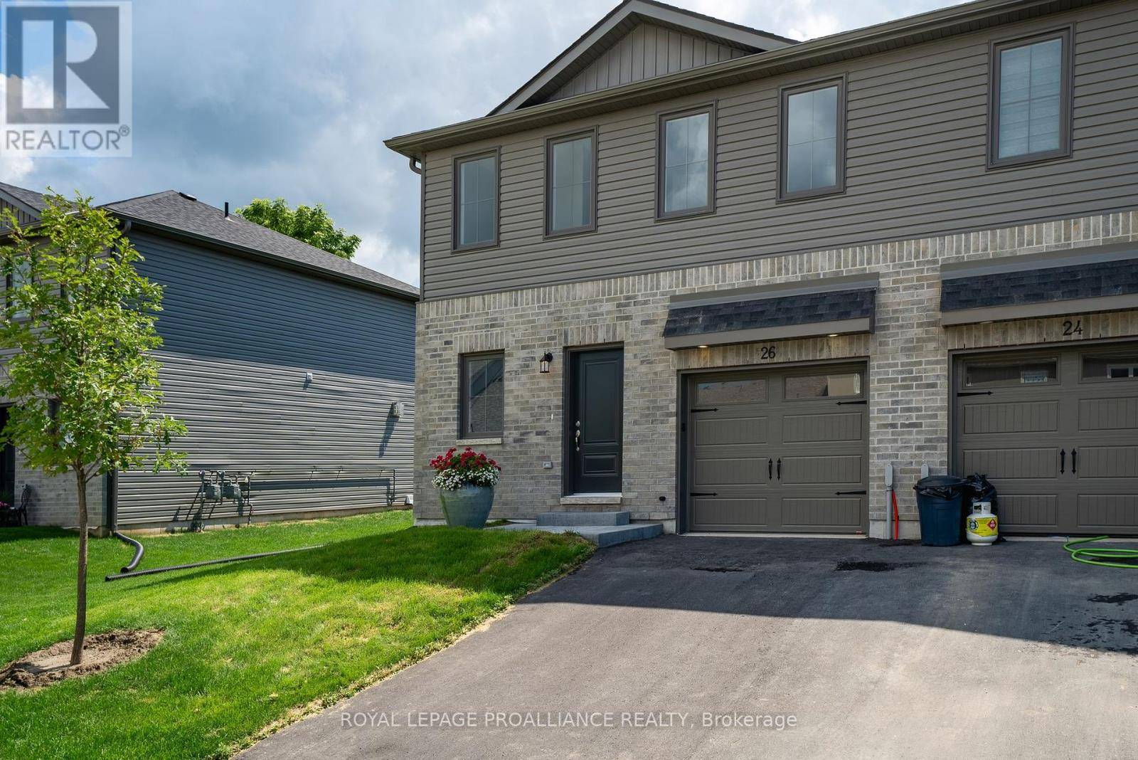 Prince Edward County (picton), ON K0K2T0,26 CAMPBELL CRESCENT