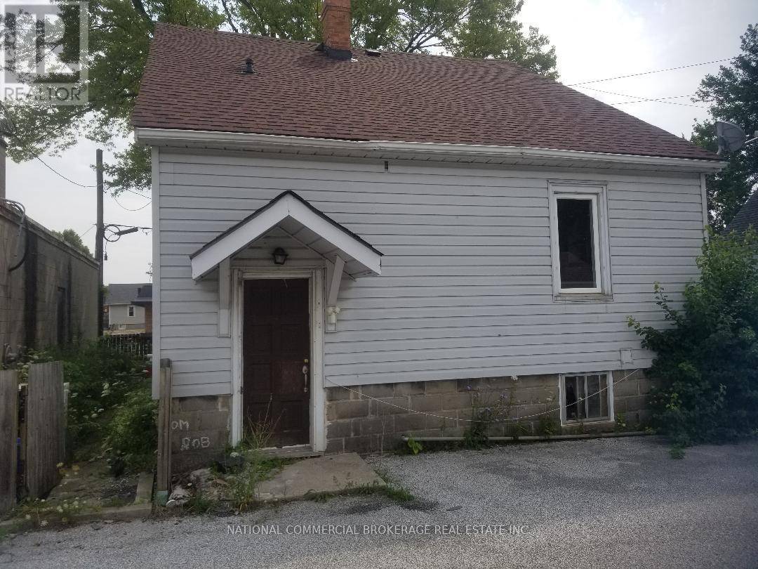 Chatham-kent (wallaceburg), ON N8A3S1,50 FORHAN STREET