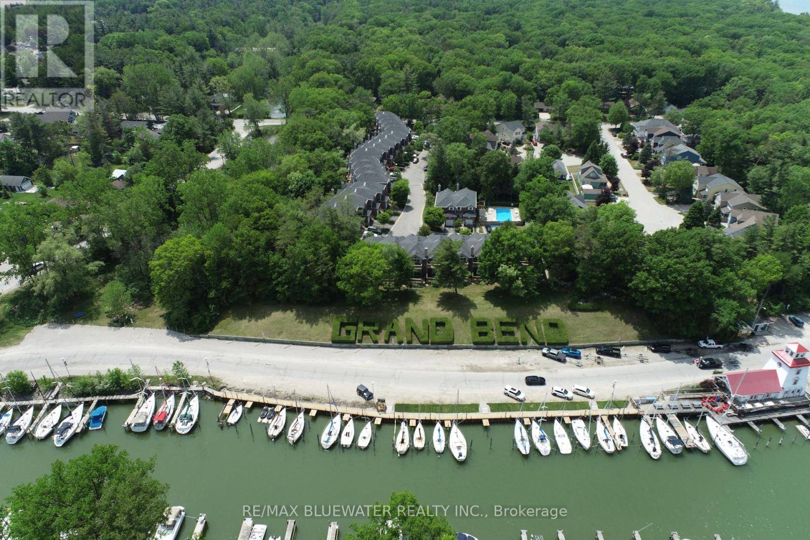 Lambton Shores (grand Bend), ON N0M1T0,55 Lake RD West #21