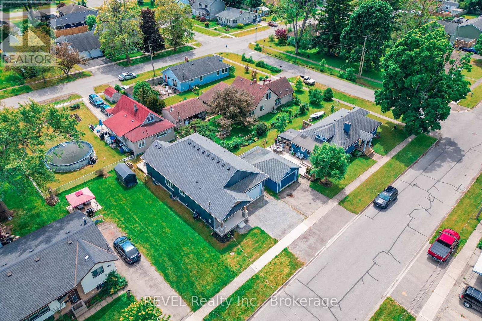 Fort Erie, ON L0S1B0,3733 ROXBOROUGH AVENUE