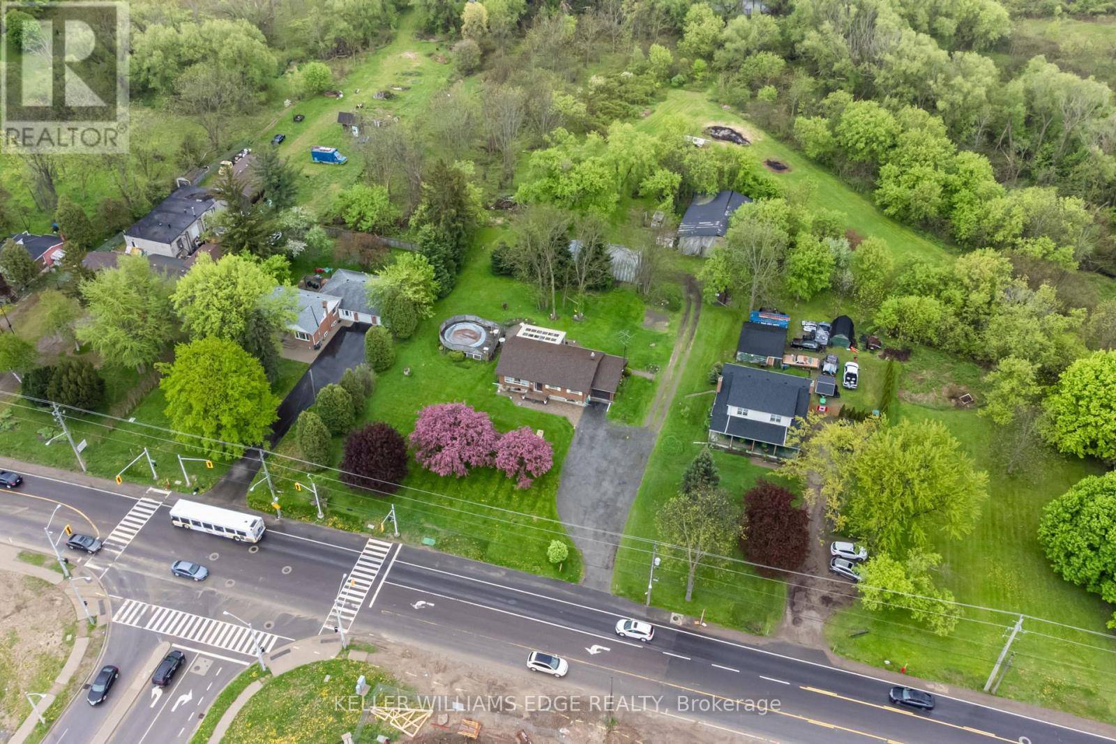 Hamilton (airport Employment Area), ON L9G3K9,1048 GARNER ROAD E
