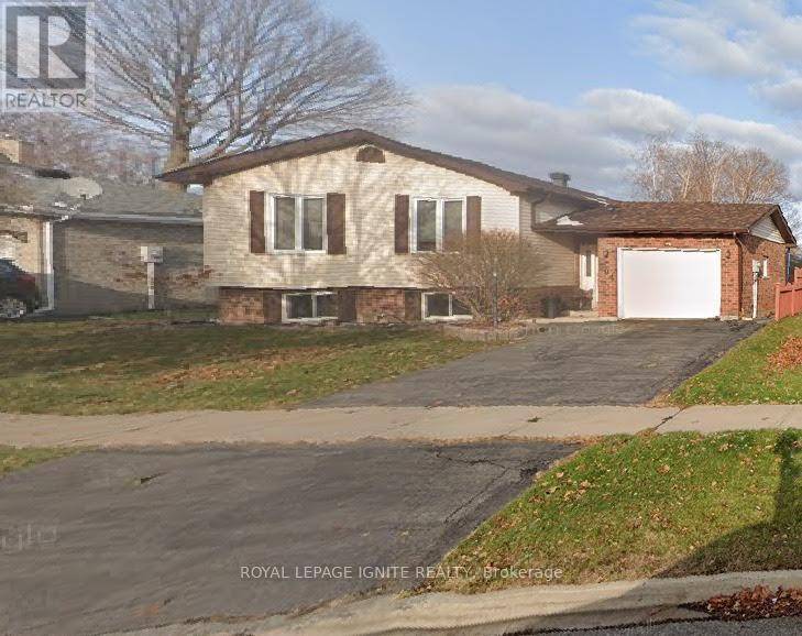 Cornwall, ON K6H6W3,804 CHAMPLAIN DRIVE