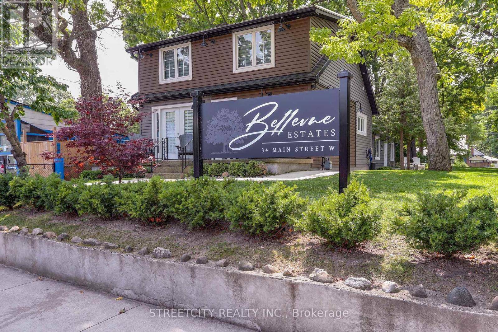 Lambton Shores (grand Bend), ON N0M1T0,34 MAIN STREET W