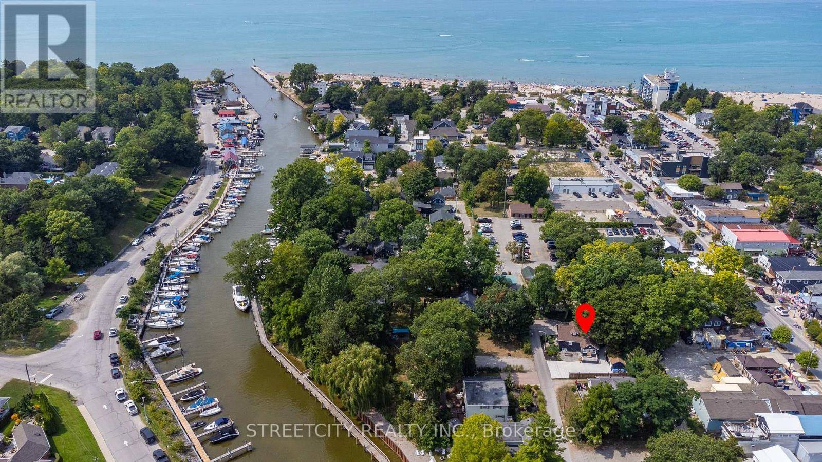 Lambton Shores (grand Bend), ON N0M1T0,35 MORENZ LANE