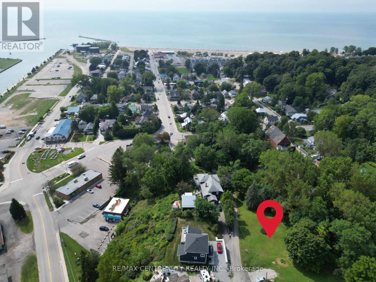 Central Elgin (port Stanley), ON N5L1C5,210 WILLIAM STREET