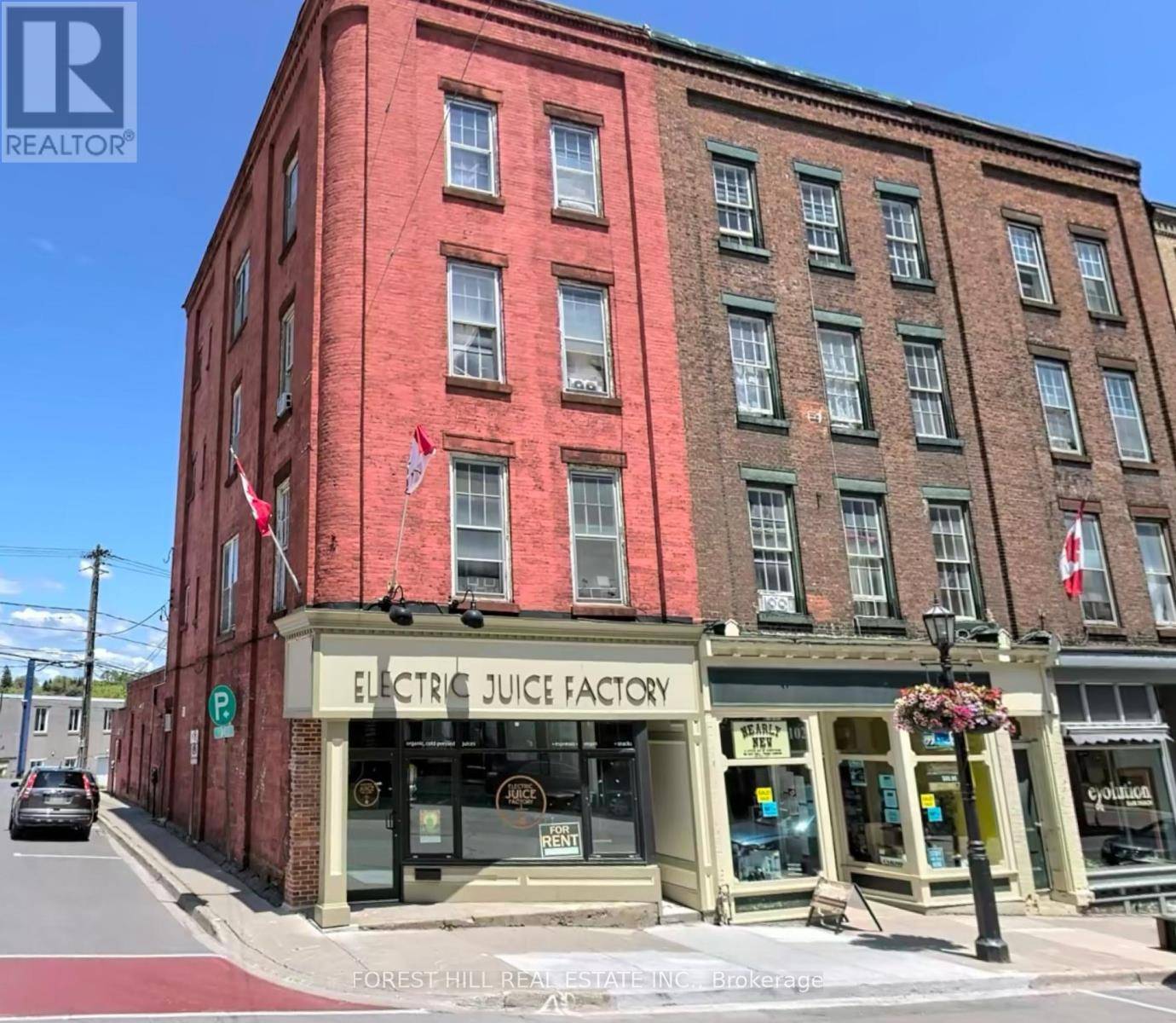 Port Hope, ON L1A1N3,104-106 WALTON STREET