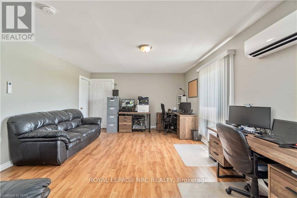 Fort Erie (central), ON L2A2P1,88 WINTEMUTE STREET