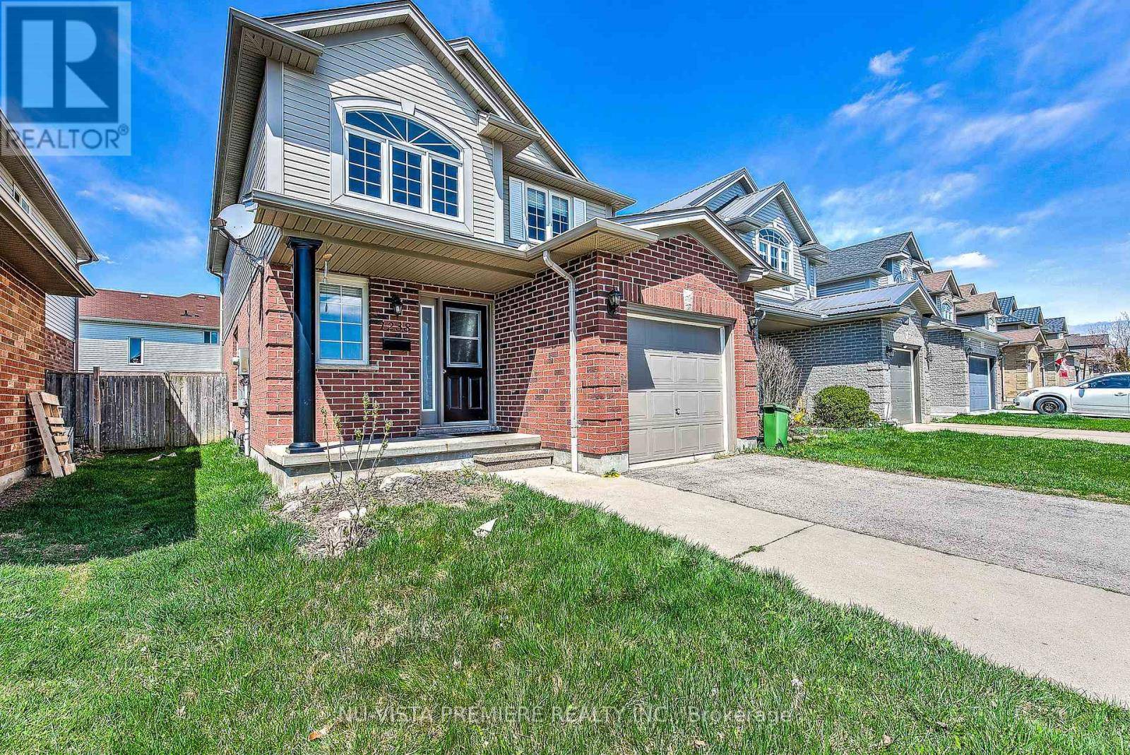 London, ON N6M1L1,1238 DARNLEY BOULEVARD