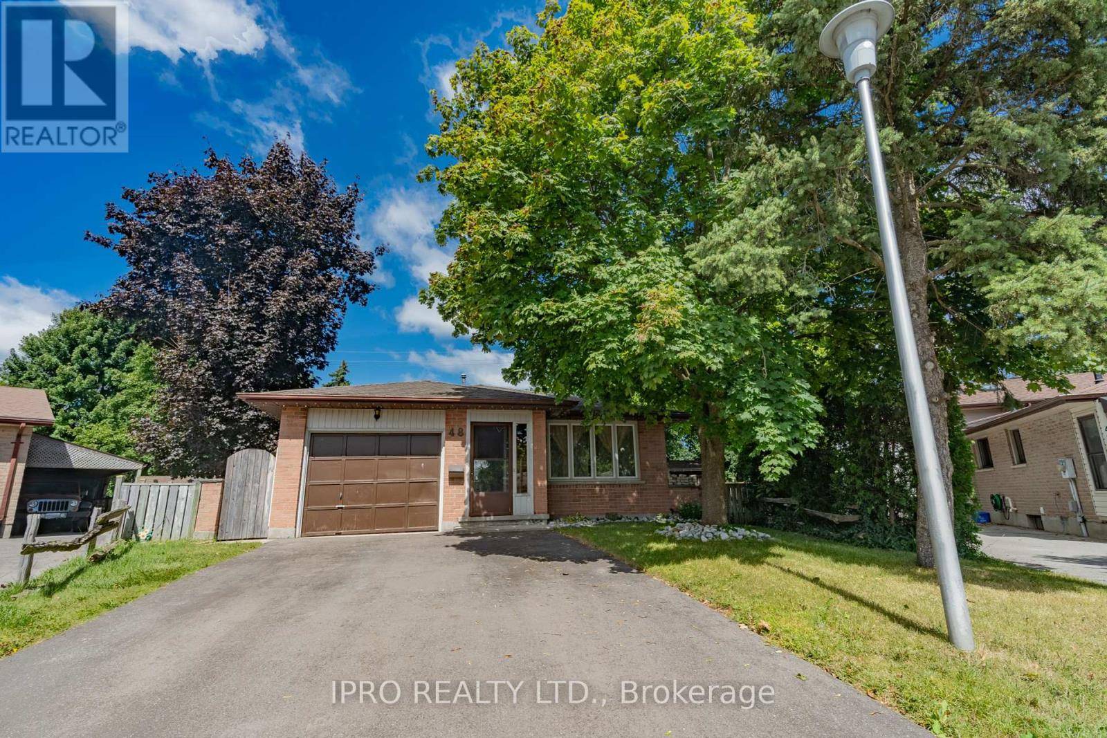 London, ON N5W1N5,48 CORINTH COURT