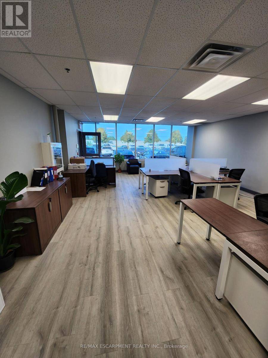Hamilton (stoney Creek Industrial), ON L8E0C5,1100 South Service RD #104C