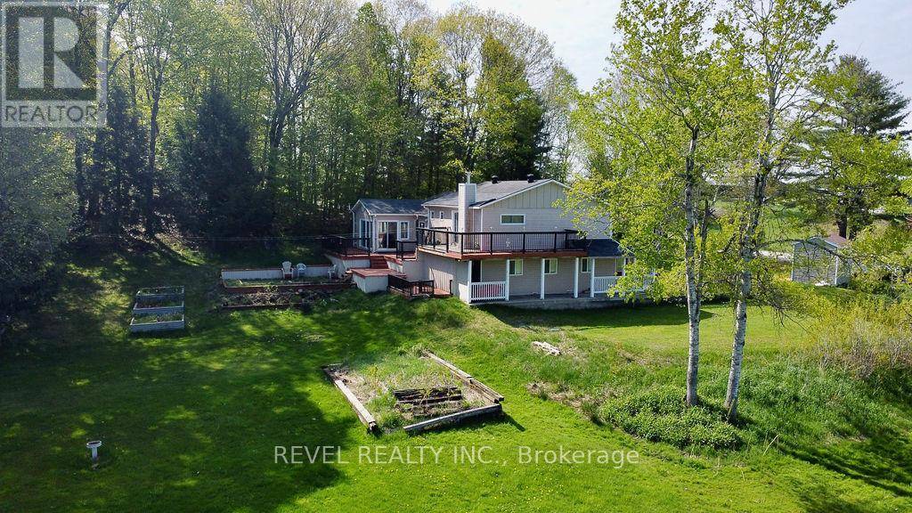 Bracebridge, ON P1L1W8,1236 GOLDEN BEACH ROAD