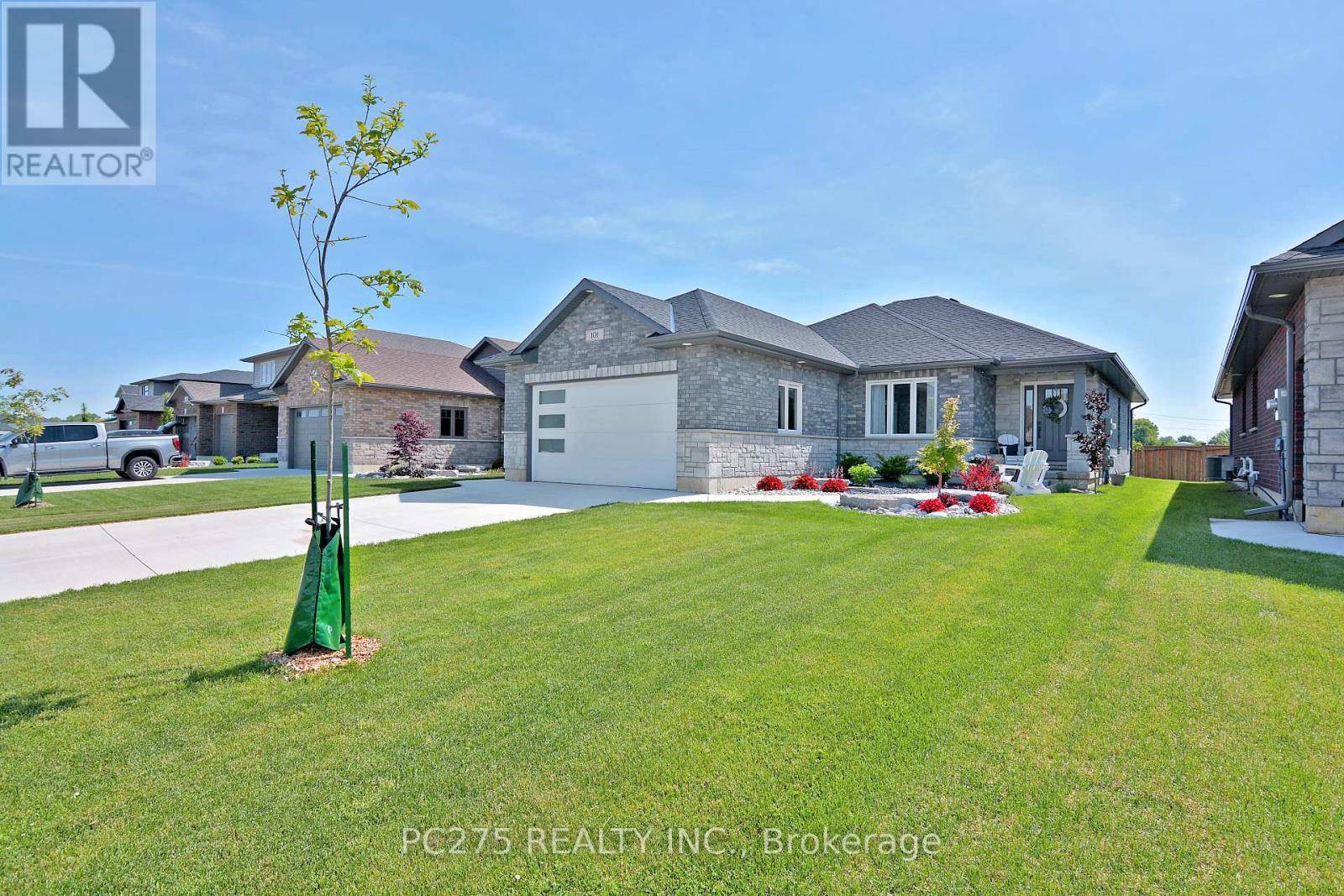 Sarnia, ON N7S0A5,101 KAMAL DRIVE