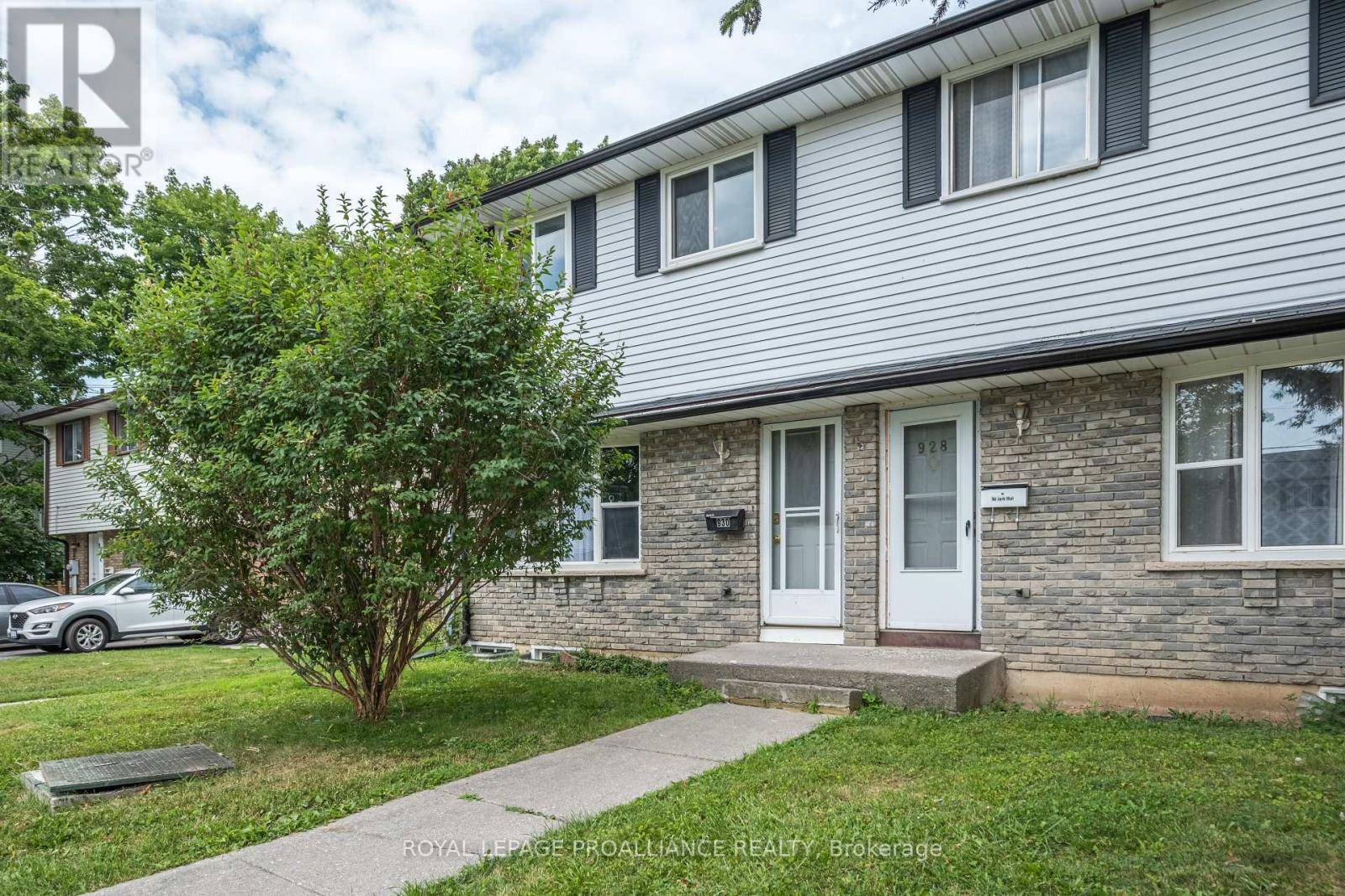 Kingston, ON K7M6V6,930 Oakview AVE #134