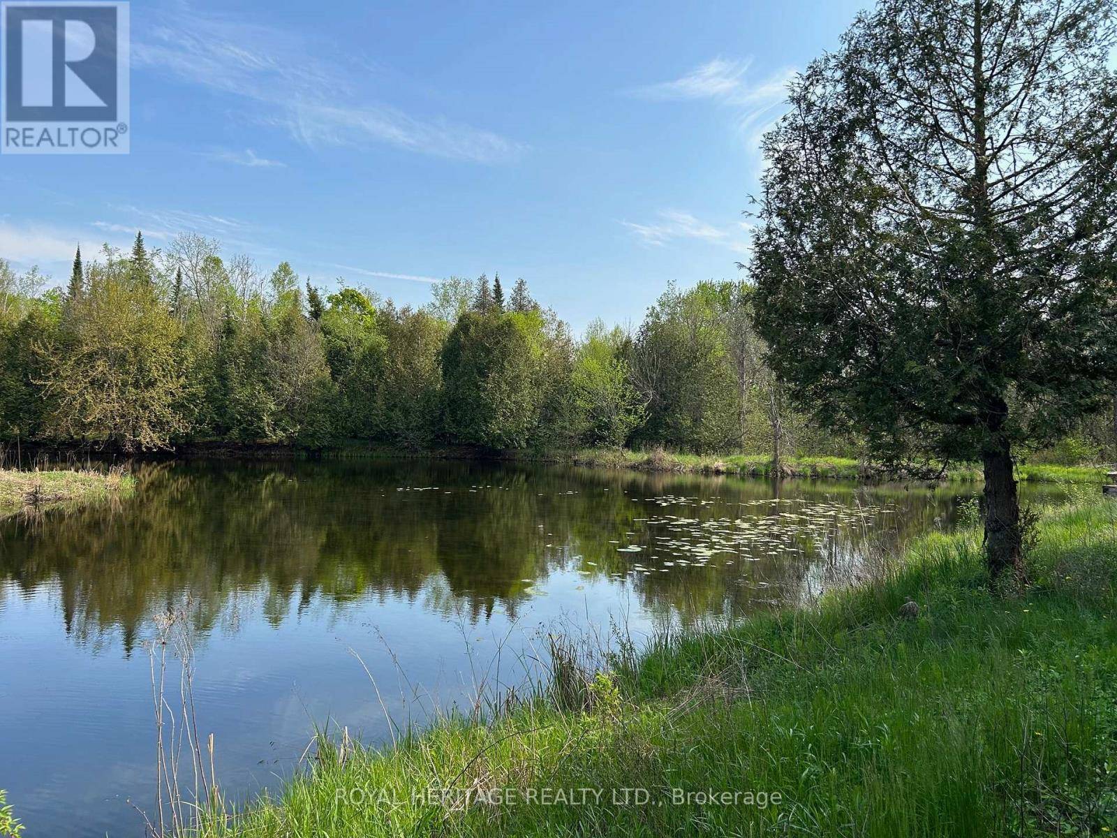 Douro-dummer, ON K0L3E0,810 4TH LINE