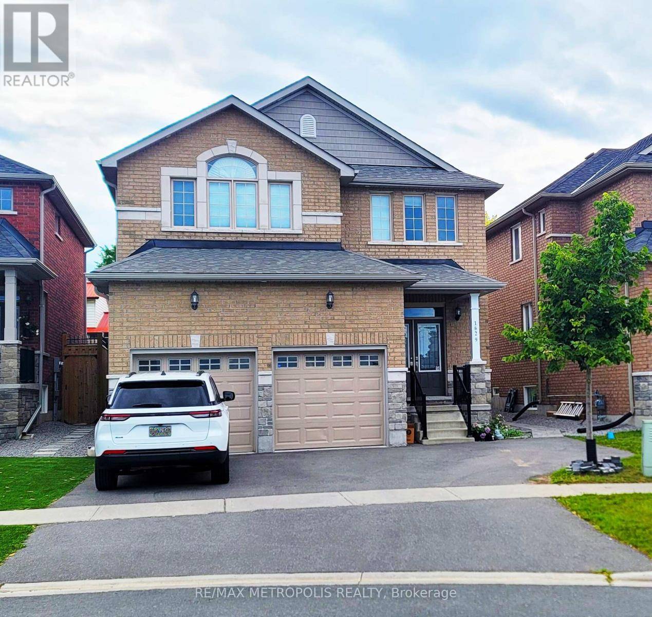 Peterborough (otonabee), ON K9K2L8,1629 CAHILL DRIVE